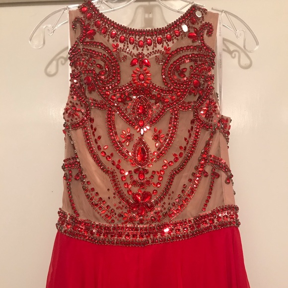 Red Sherri Hill Sadie Robertson Collection - Picture 8 of 8